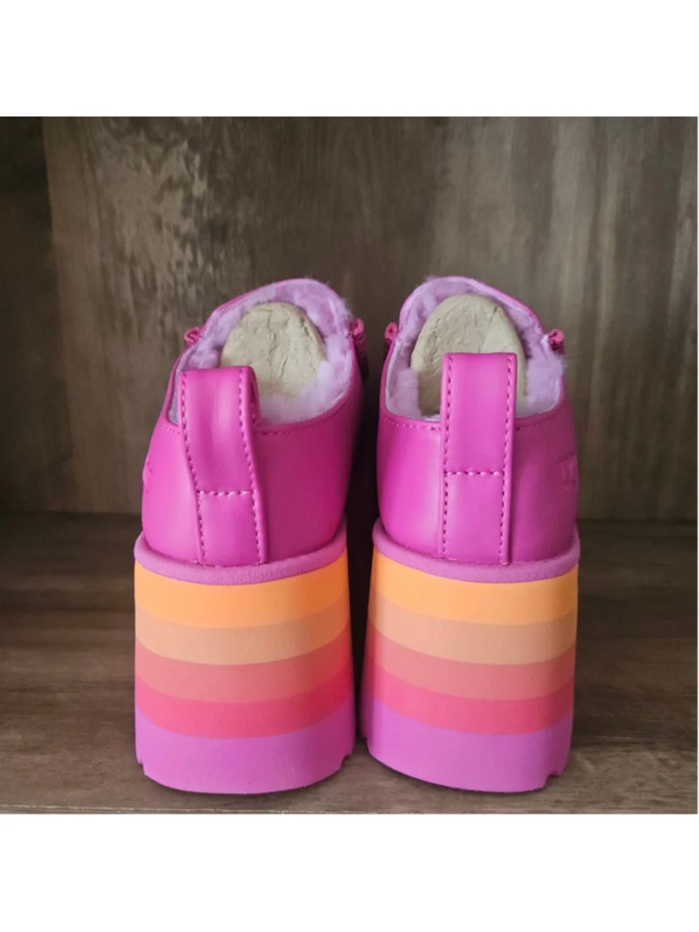 UGG Urseen All Gender Platform Slide On Multicolor Pink Lamb Wool Womens 6 NIB